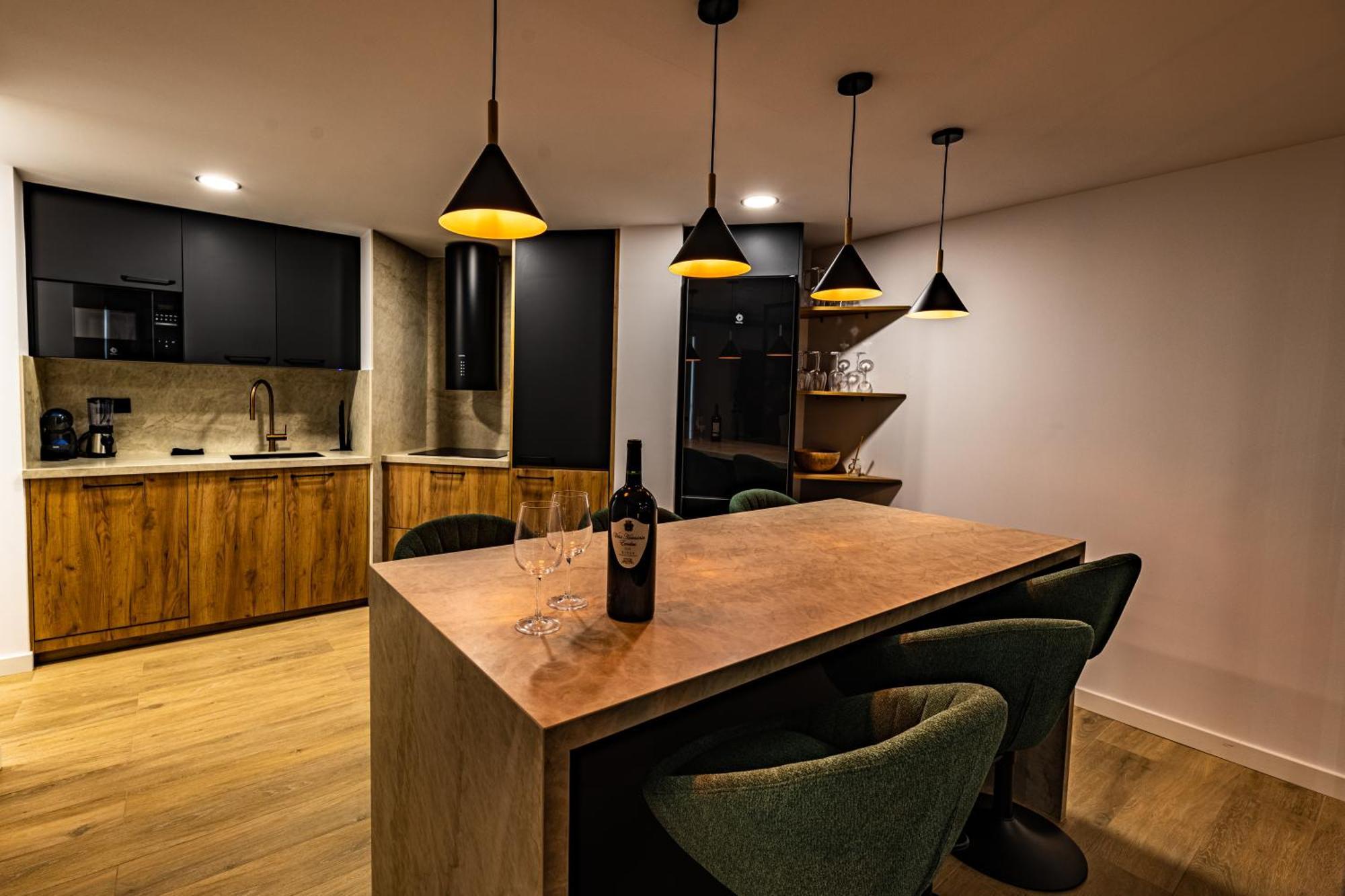 Luxury Refurnished Apartment With Private Parking Close To Ski Slopes Сьерра-Невада Экстерьер фото