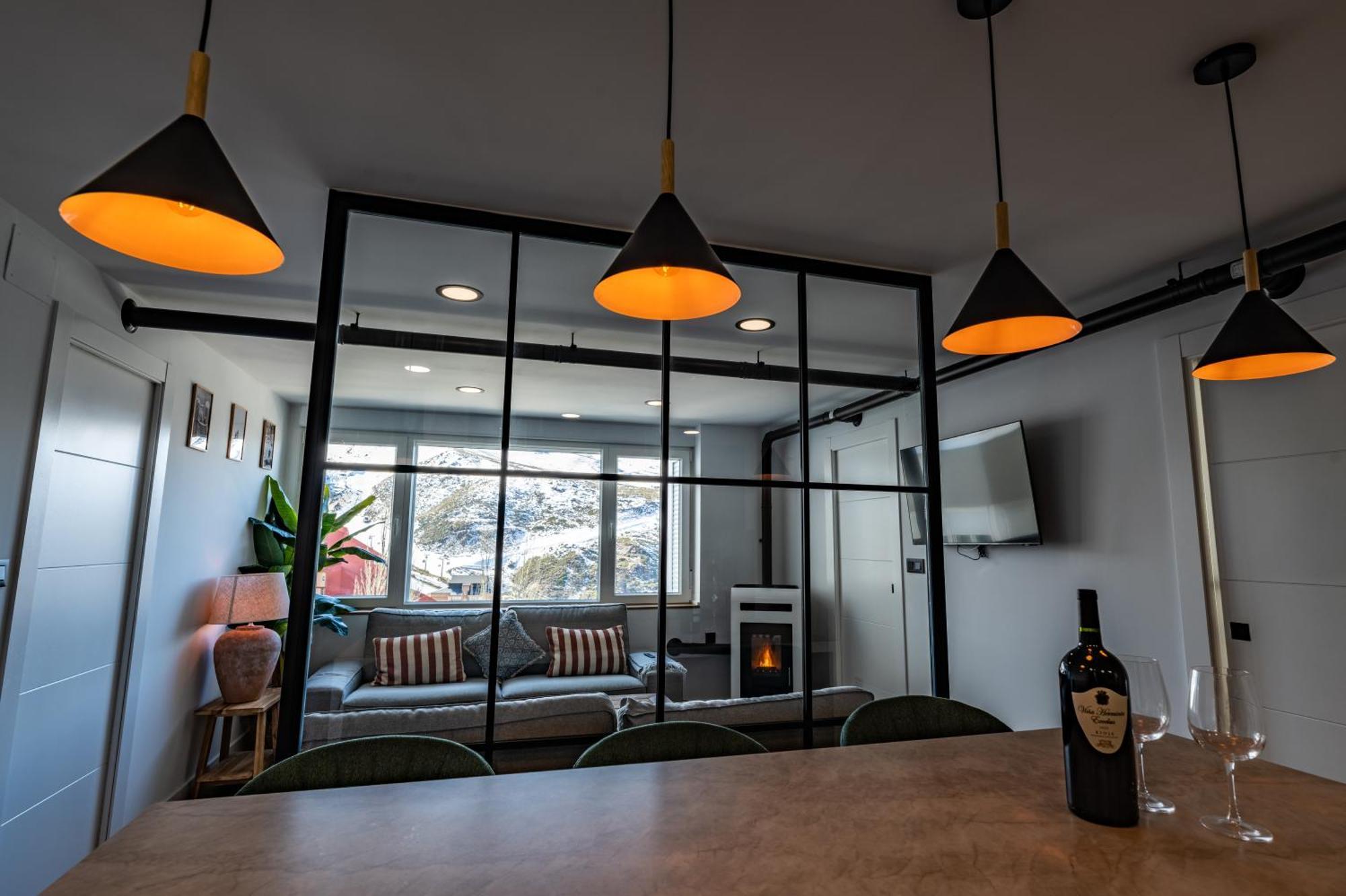 Luxury Refurnished Apartment With Private Parking Close To Ski Slopes Сьерра-Невада Экстерьер фото