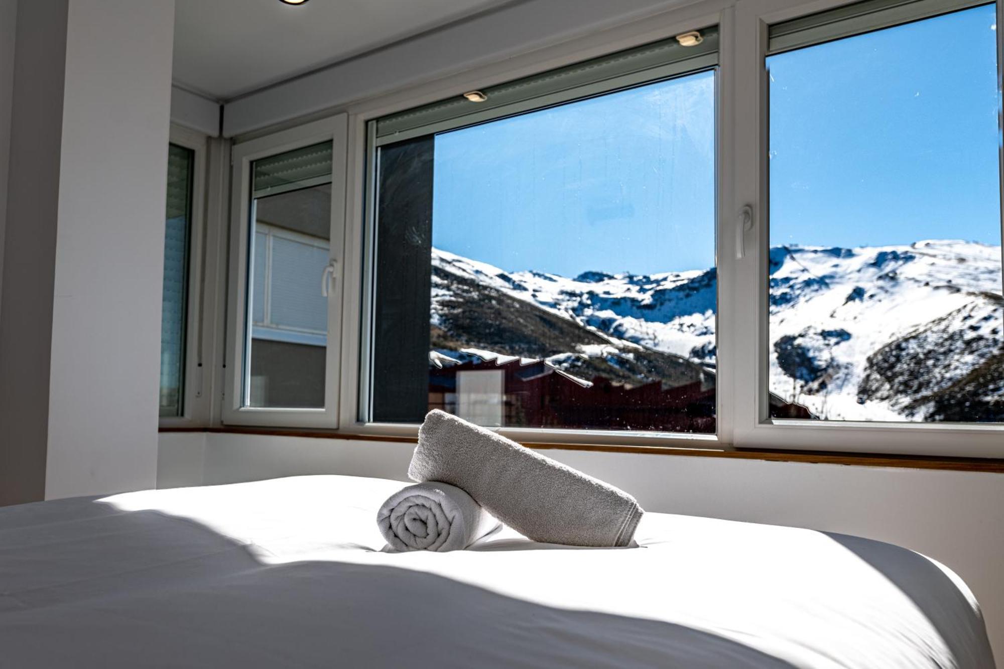 Luxury Refurnished Apartment With Private Parking Close To Ski Slopes Сьерра-Невада Экстерьер фото
