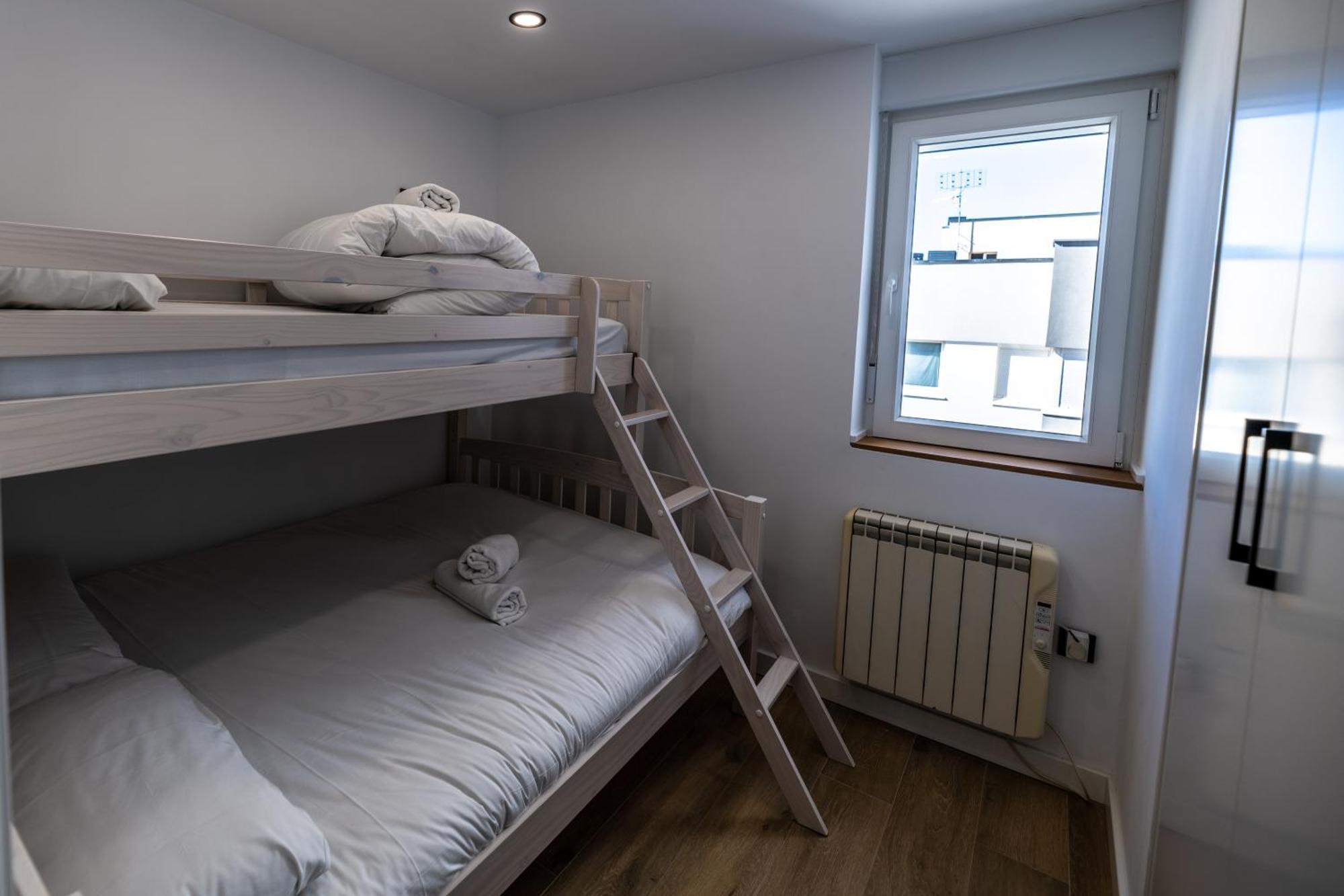 Luxury Refurnished Apartment With Private Parking Close To Ski Slopes Сьерра-Невада Экстерьер фото